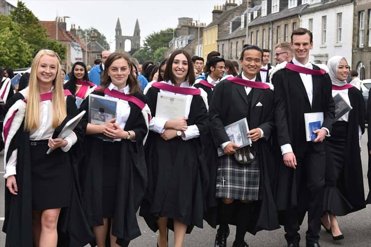 St Andrews takes the crown as the best university in Scotland – The NEN –  North Edinburgh News